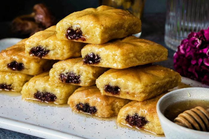 Algerian Makroudh Pastry – The Ethnic Store Ltd